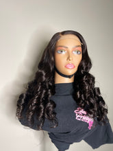 Load image into Gallery viewer, 20&quot; Body Wave Grab N Go Wig
