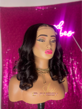 Load image into Gallery viewer, 16&quot; Prissy Wave Grab N Go Wig
